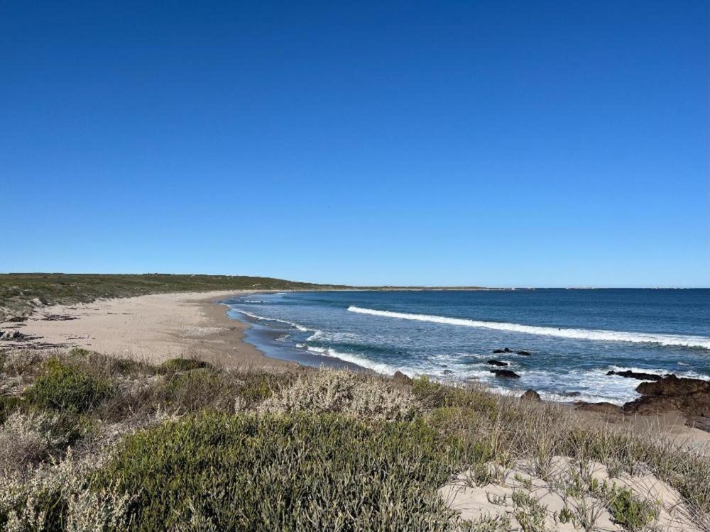 Lampies Bay Hideaway Close To The Shore Holiday home