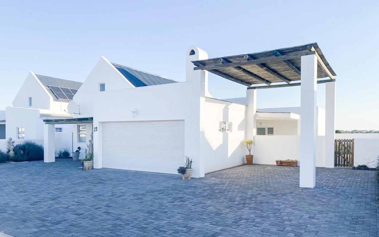Lampies Bay Hideaway Close To The Shore